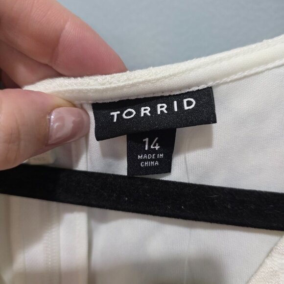 Torrid White Lace Midi Dress 14 | Bridal Flutter Sleeve Fit & Flare Romantic For - Picture 4 of 16